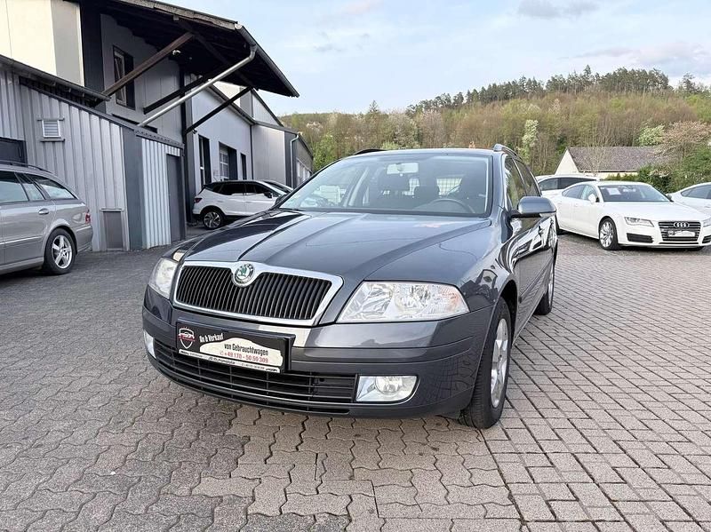 Gebraucht Skoda Octavia Team Edition 160 PS (117 kW) 2008 Anthracite grau mettalic Kombi