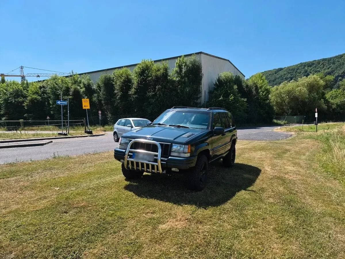 Gebraucht Jeep Cherokee 241 PS (177 kW) 1998 Schwarz SUV