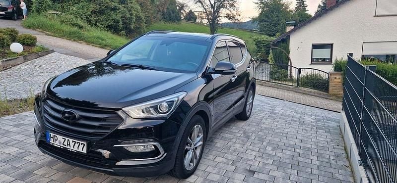 Gebraucht Hyundai Santa Fe Premium 200 PS (147 kW) 2016 Schwarz SUV