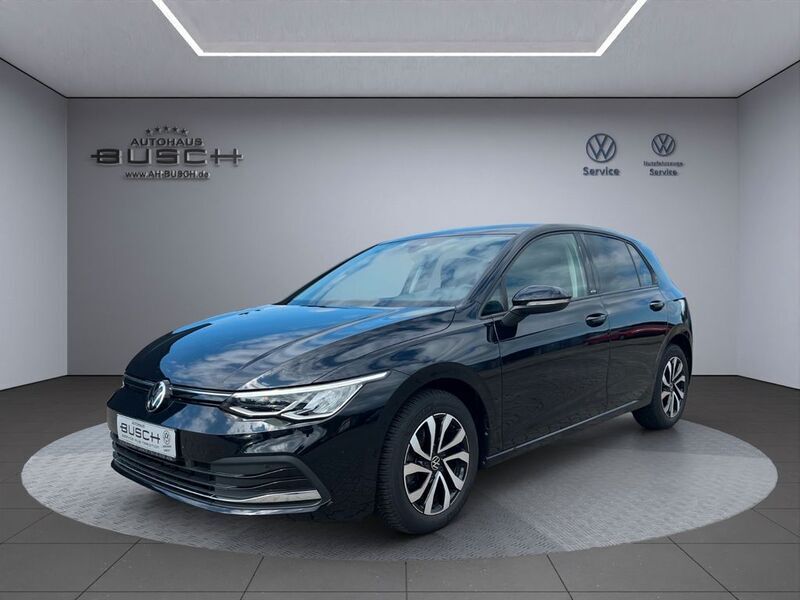 Schwarz Gebraucht 2022 VW Golf VIII Active Limousine | 21.950 € (Fairer Preis) - Bild 1/4