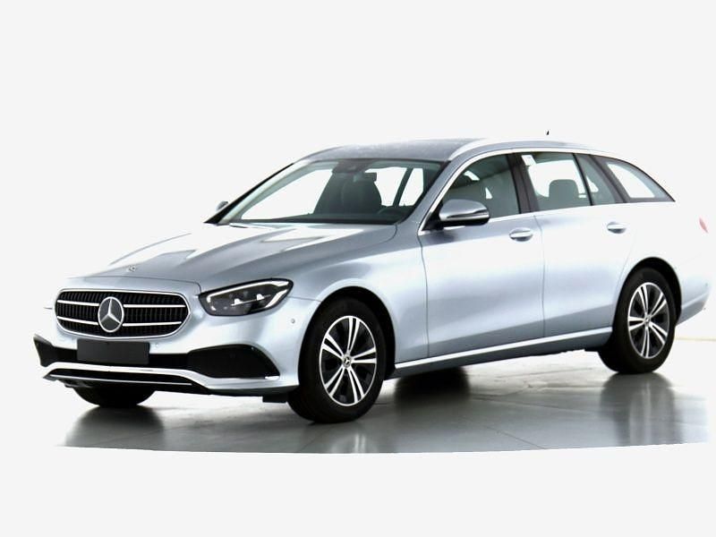 Silber Gebraucht 2022 Mercedes E220 Avantgarde Kombi | 34.370 € (Guter Preis) - Bild 1/4