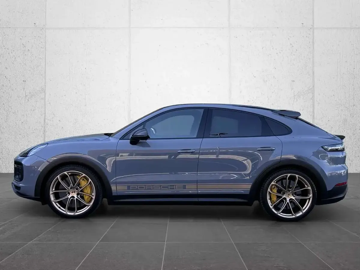 Gebraucht Porsche Cayenne Turbo GT 640 PS (470 kW) 2023 Arktikgrau SUV