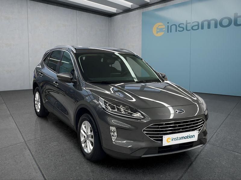 Gebraucht Ford Kuga Titanium 120 PS (88 kW) 2024 Grau SUV