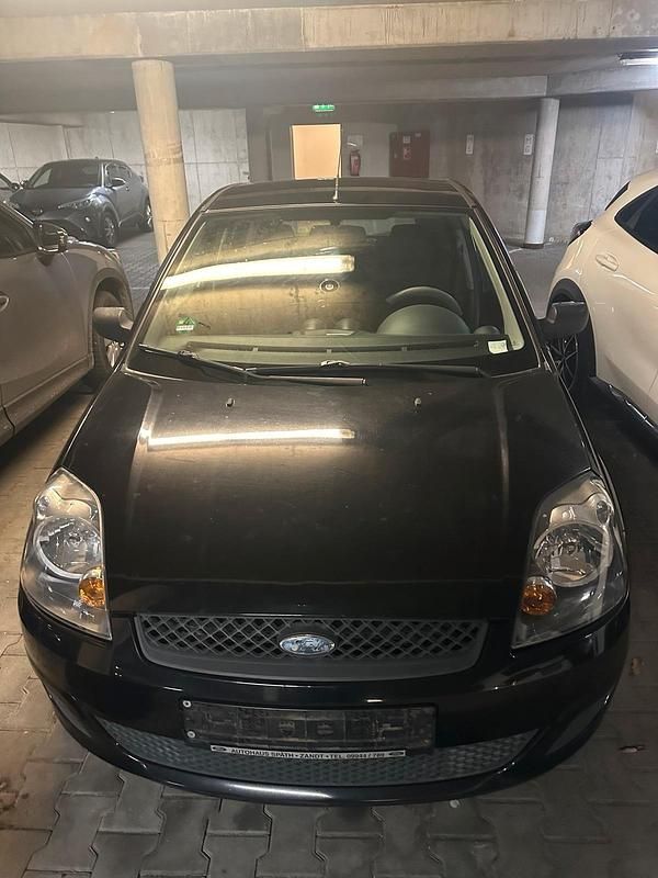 Schwarz Gebraucht 2007 Ford Fiesta Kleinwagen | 1.650 € - Bild 1/4