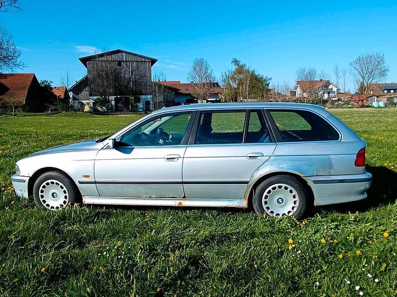 Usata BMW 320 150 CV (110 kW) 2000 Argento Station wagon