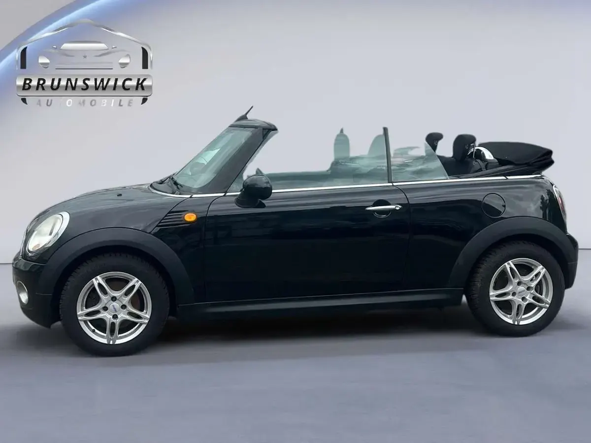 Usata Mini Cooper Cabriolet 120 CV (88 kW) 2010 Nero Cabrio