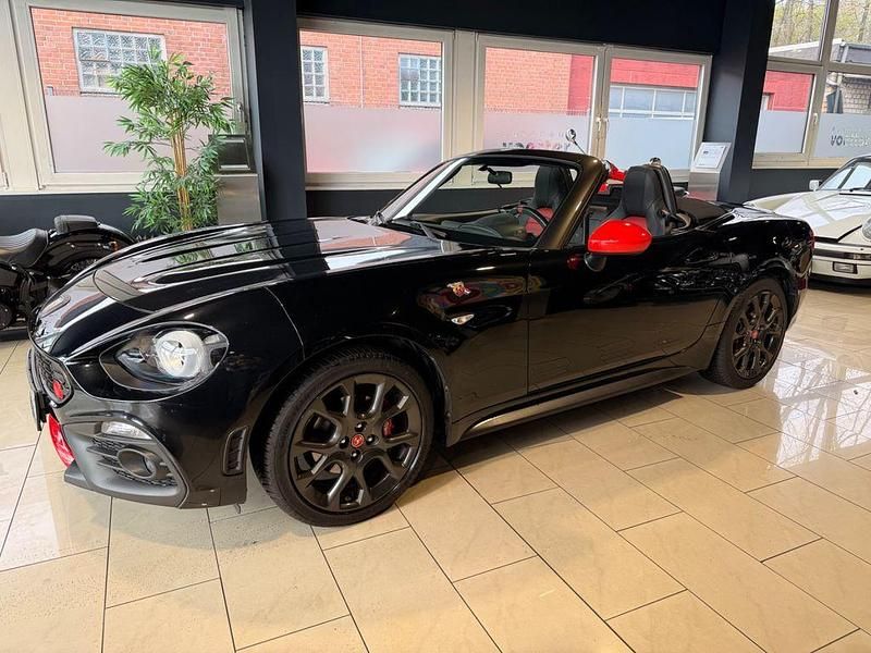 Gebraucht Abarth 124 Spider 170 PS (125 kW) 2018 Schwarz Cabrio