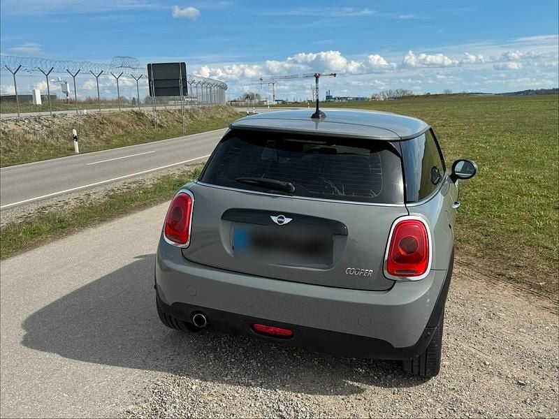 Gebraucht Mini Cooper 136 PS (100 kW) 2017 Grau Kleinwagen