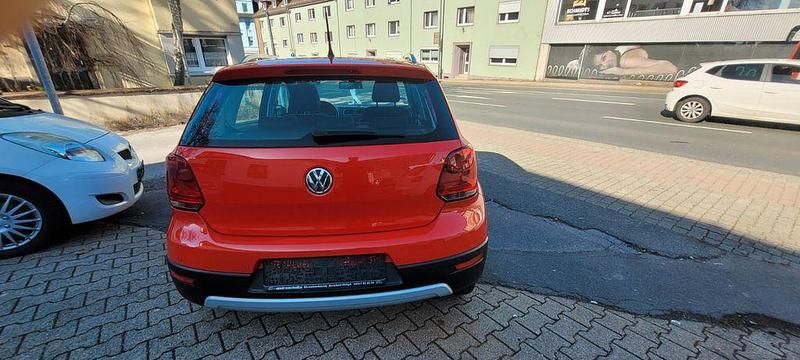 Gebraucht VW Polo Cross 69 PS (50 kW) 2011 Rot Kleinwagen