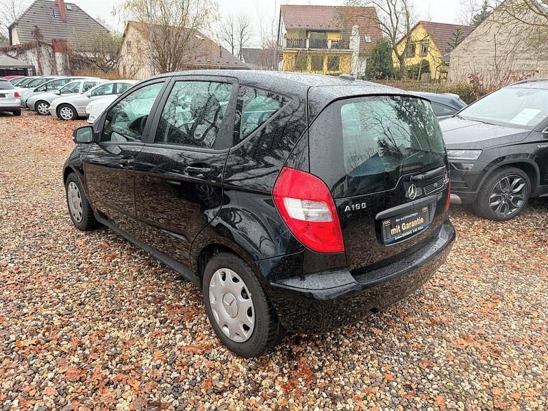 Gebraucht Mercedes A160 82 PS (60 kW) 2012 Schwarz Van / Kleinbus