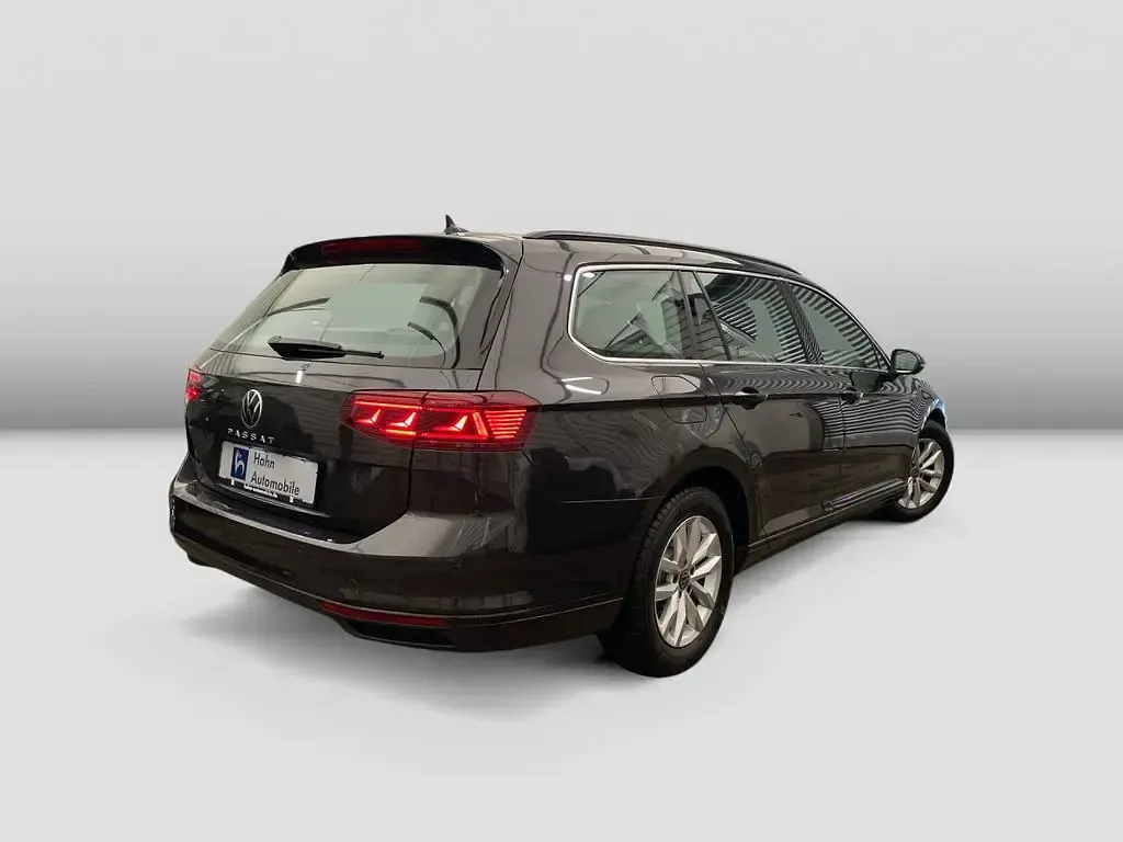 Gebraucht VW Passat Business 150 PS (110 kW) 2022 Grau Kombi