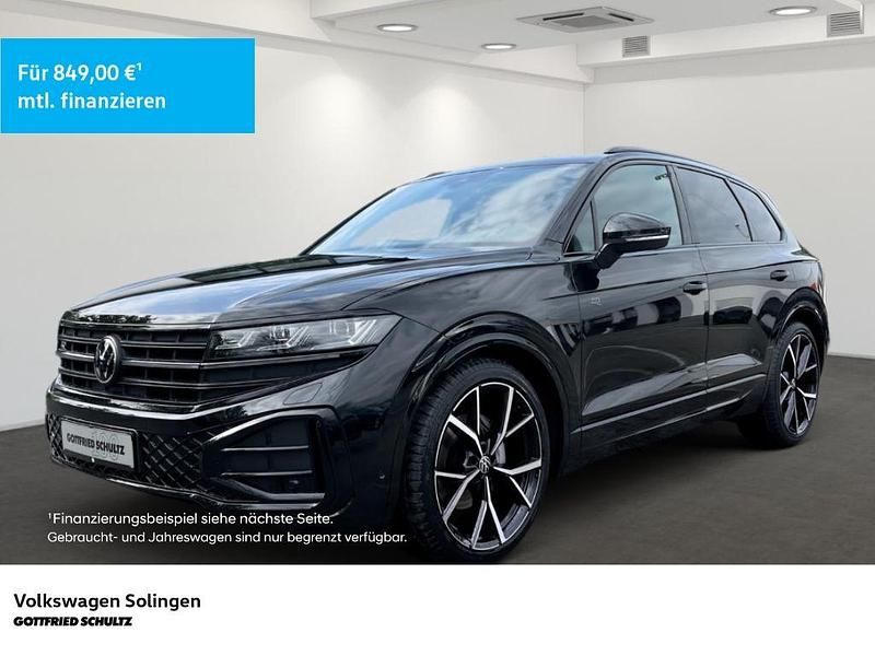 Grenadillschwarz metallic Gebraucht 2025 VW Touareg R-line SUV | 89.990 € - Bild 1/4