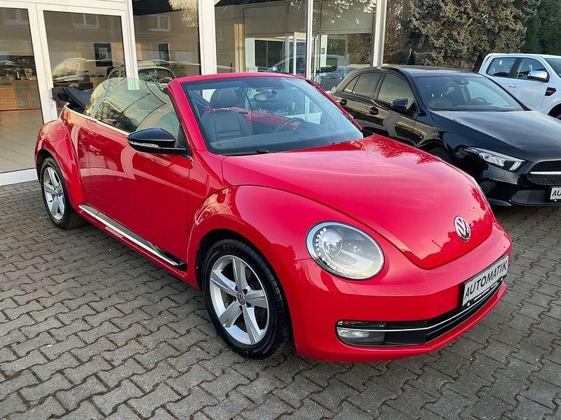 Gebraucht VW Beetle Sport 150 PS (110 kW) 2015 Rot Kleinwagen