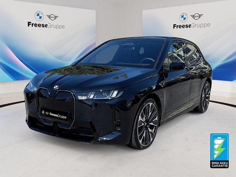 Neu BMW iX M Sport 300 kW (408 PS) 2025 Schwarz SUV