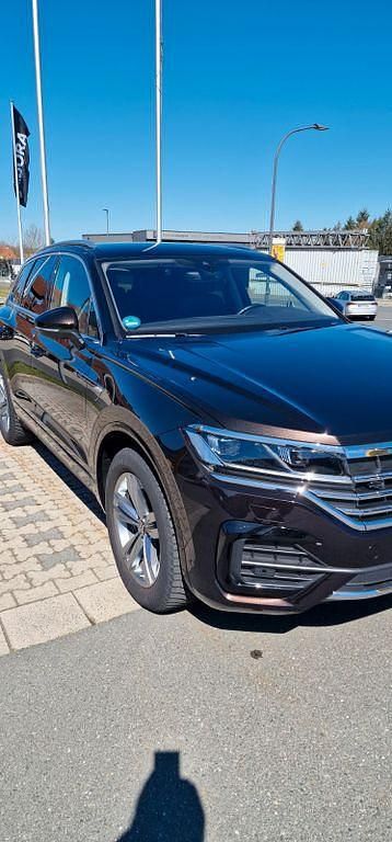 Gebraucht VW Touareg Elegance 231 PS (169 kW) 2023 Braun SUV