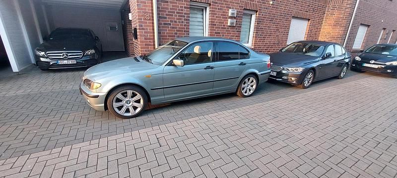 Andere farben Gebraucht 2003 BMW 318 Limousine | 5.000 € (Teuer) - Bild 1/4
