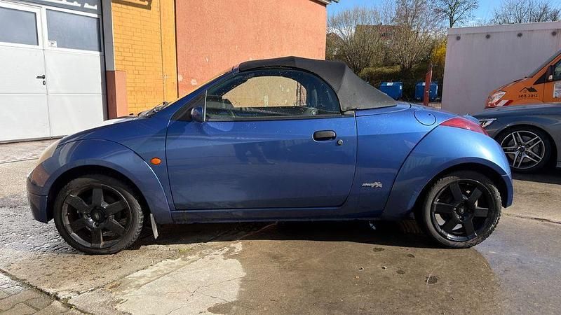 Gebraucht Ford StreetKa Basis 95 PS (69 kW) 2004 Blau Cabrio