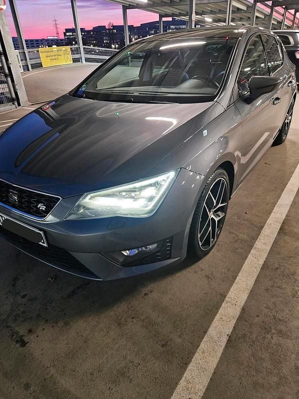 Gebraucht Seat Leon 150 PS (110 kW) 2017 Silber Limousine