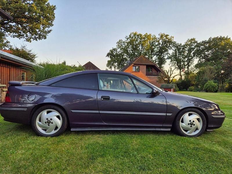 Gebraucht Opel Calibra 204 PS (150 kW) 1996 Violet Coupé