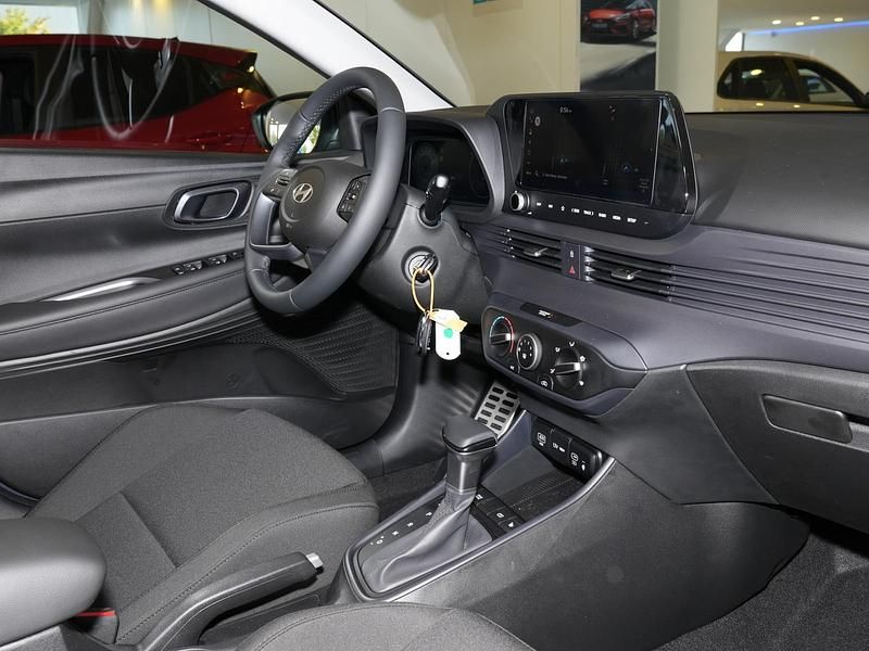 Neu Hyundai Bayon Trend 101 PS (74 kW) 2025 Aurora grey / met SUV