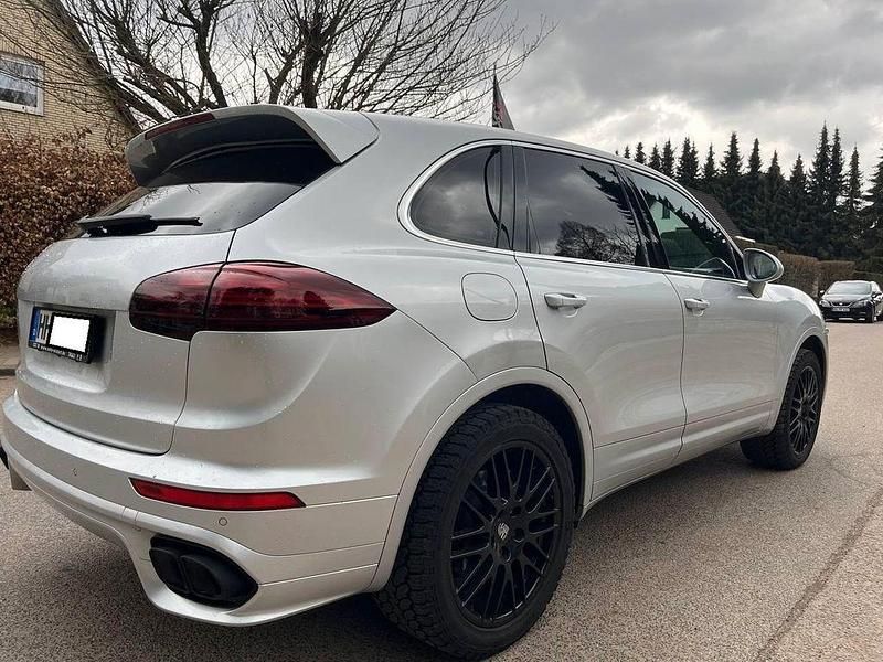 Gebraucht Porsche Cayenne S 382 PS (280 kW) 2013 Silber SUV