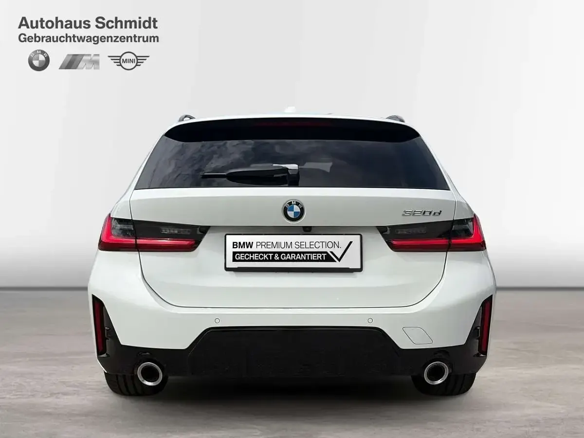 Gebraucht BMW 320 M Sport 190 PS (139 kW) 2025 Alpinweiß uni Kombi