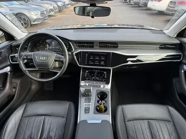 Gebraucht Audi A6 Sport 245 PS (180 kW) 2021 Grau Limousine