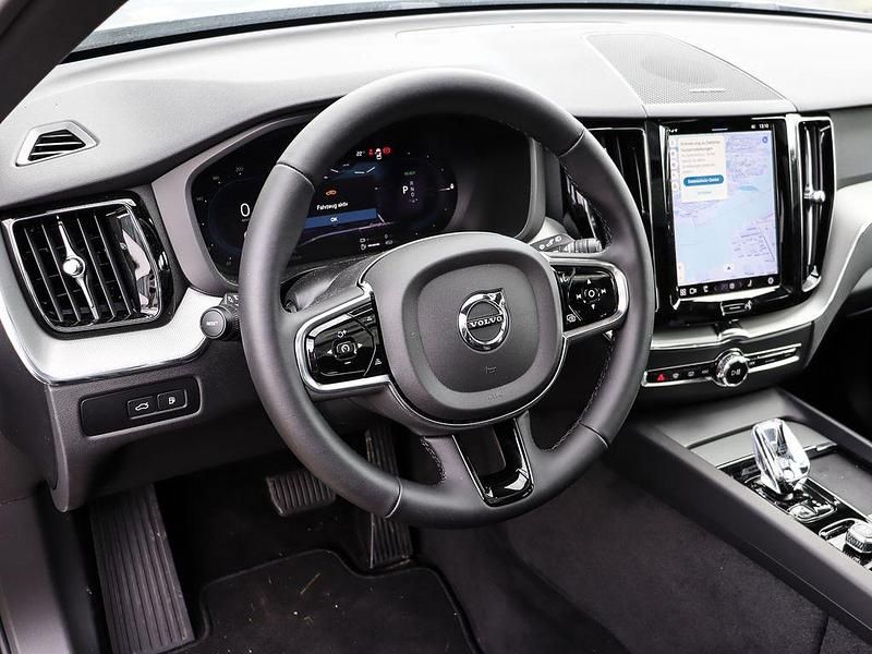 Gebraucht Volvo XC60 Plus 398 PS (292 kW) 2023 Thunder grey / metallic SUV