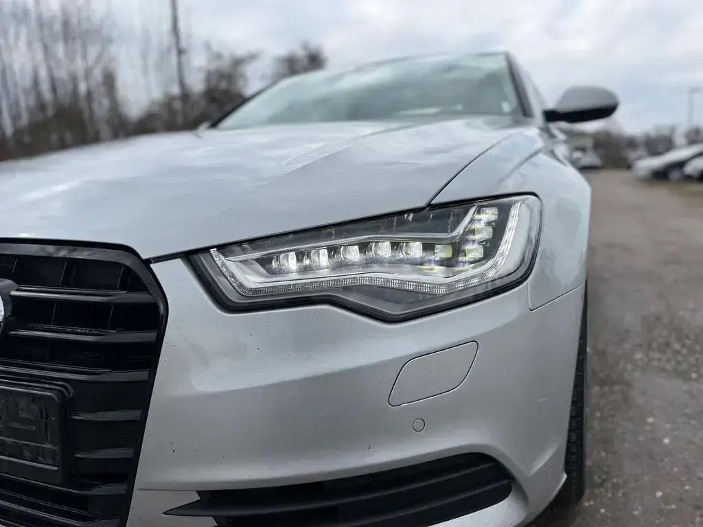 Gebraucht Audi A6 299 PS (219 kW) 2012 Eissilber Limousine