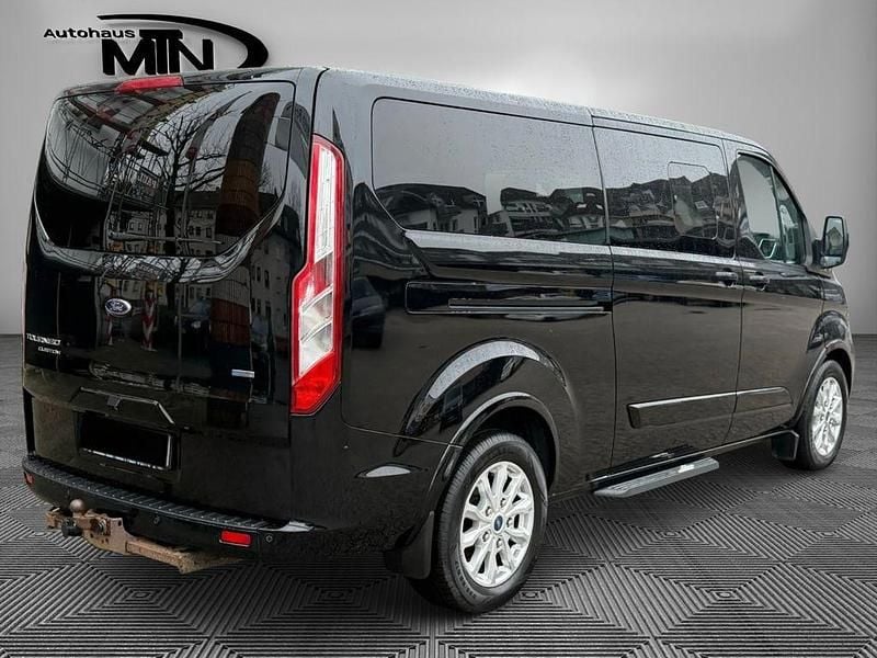 Gebraucht Ford Tourneo Custom 170 PS (125 kW) 2018 Schwarz Van