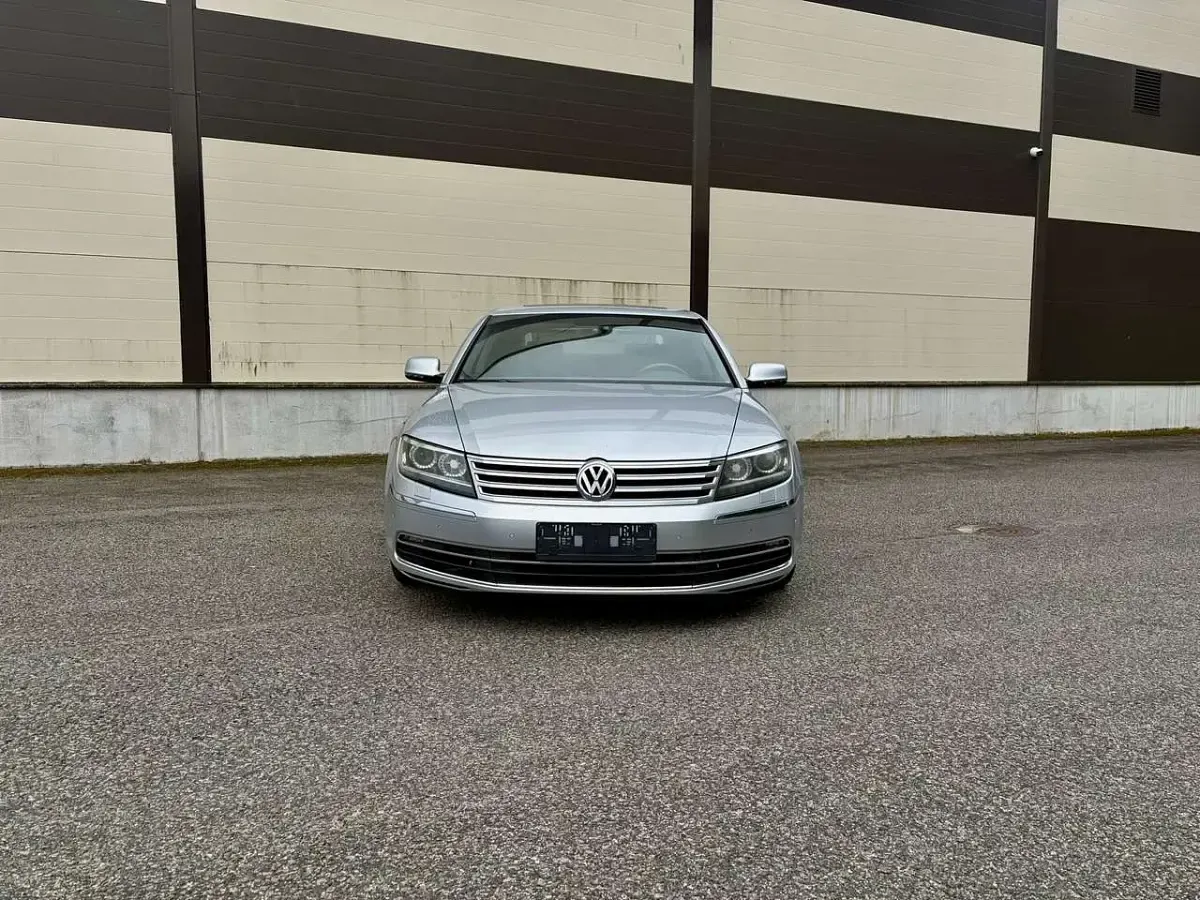 Gebraucht VW Phaeton 245 PS (180 kW) 2014 Silber Limousine