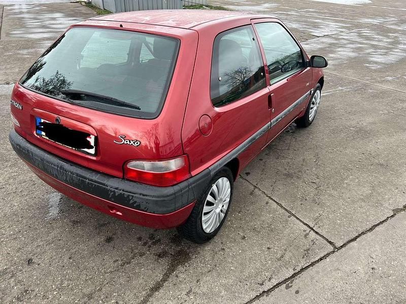 Gebraucht Citroën Saxo 60 PS (44 kW) 2003 Rot Kleinwagen