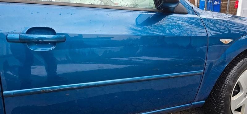 Gebraucht Ford Mondeo Ghia 145 PS (106 kW) 2005 Blau Limousine