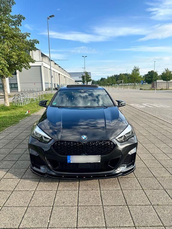 Schwarz Gebraucht 2020 BMW M235 M Sport Coupé | 30.000 € (Fairer Preis) - Bild 1/4