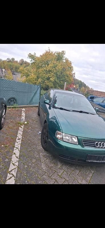 Gebraucht Audi A3 125 PS (91 kW) 1999 Grün Kleinwagen