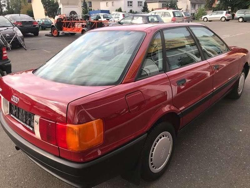 Second-hand Audi 80 75 CP (55 kW) 1988 Roșu Berlinǎ