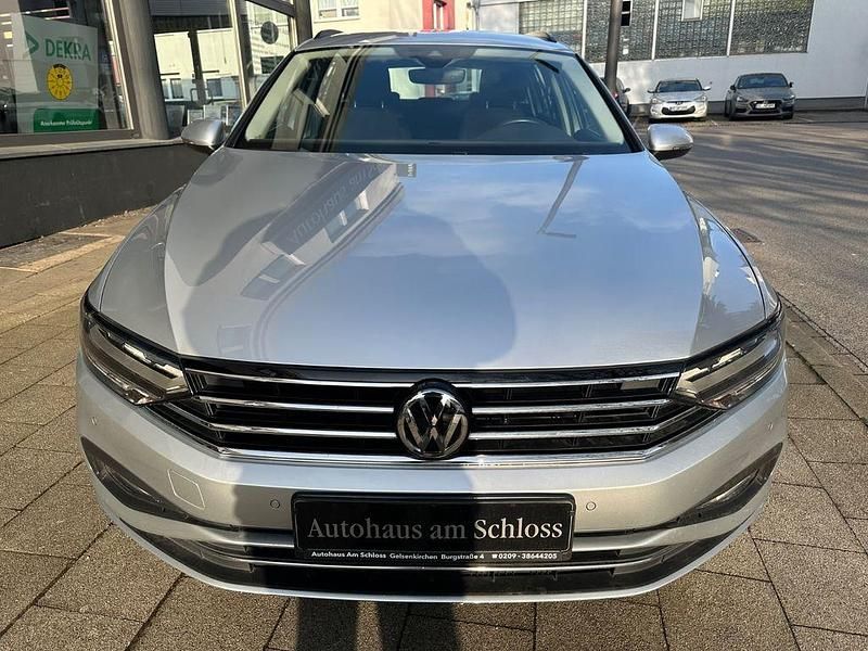 Gebraucht VW Passat Business 150 PS (110 kW) 2020 Silber Kombi