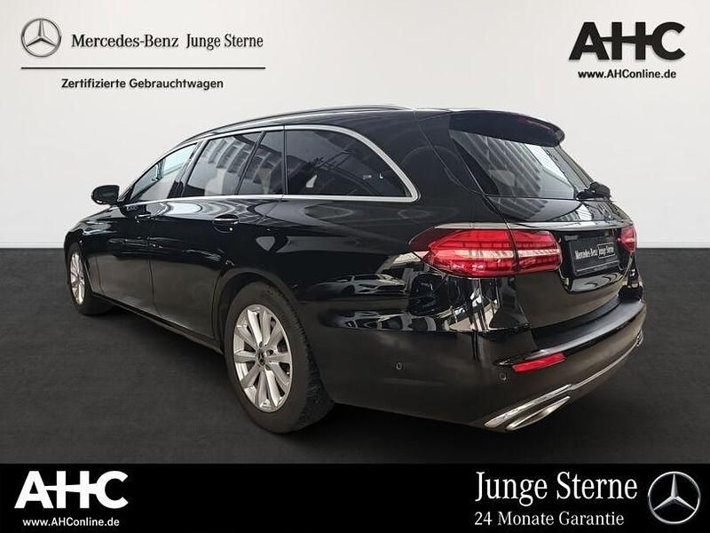 Gebraucht Mercedes E200 197 PS (144 kW) 2020 Metalliclack obsidianschwarz Kombi