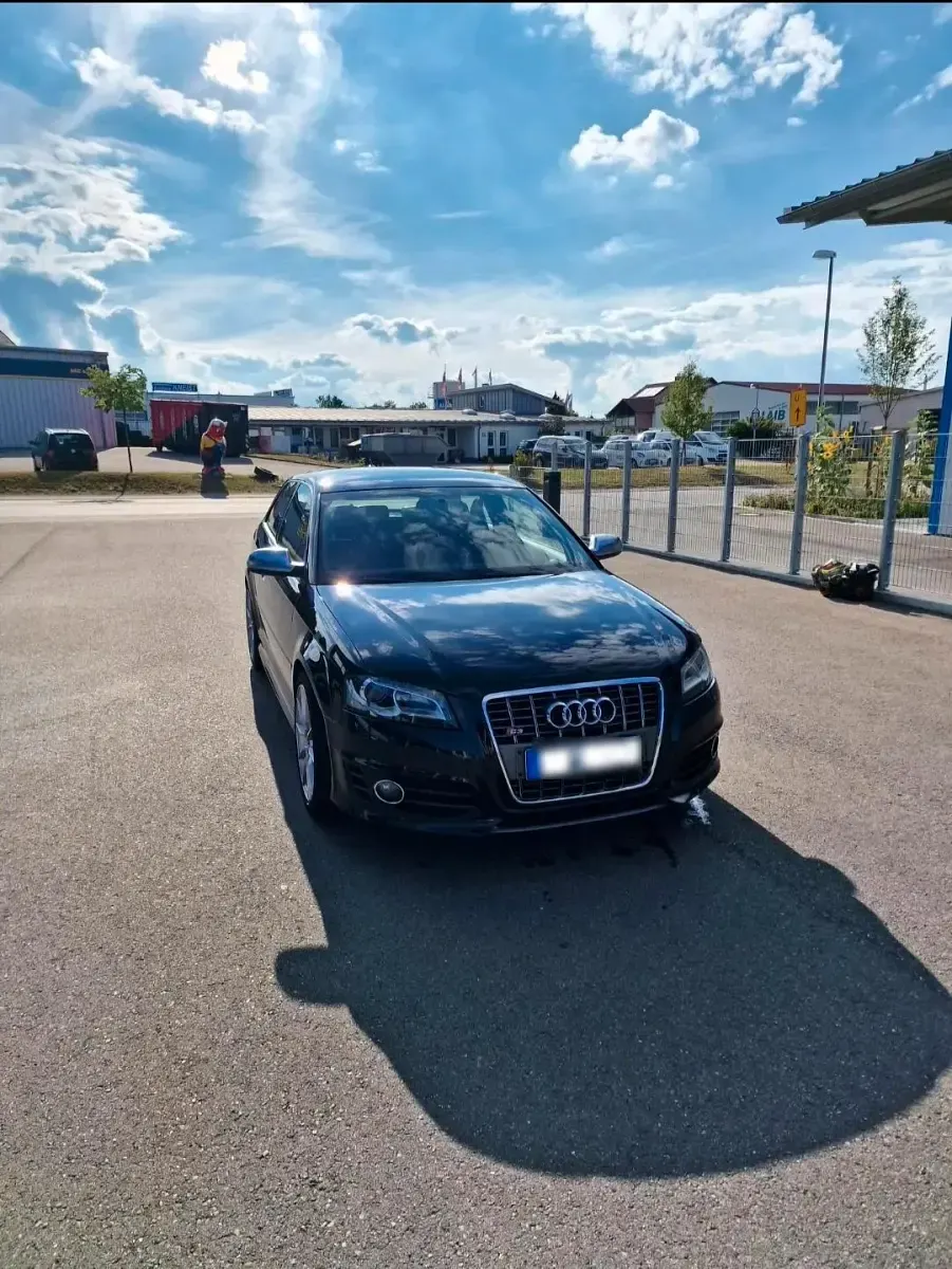 Gebraucht Audi S3 265 PS (194 kW) 2012 Blau Kleinwagen