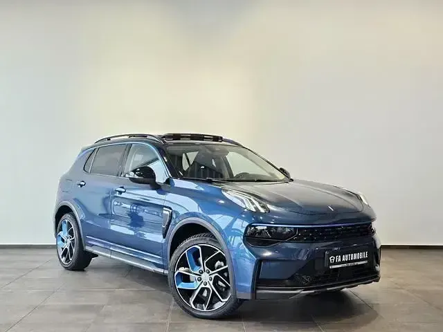 Gebraucht Lynk & Co 01 261 PS (191 kW) 2022 Blau (metallic) SUV