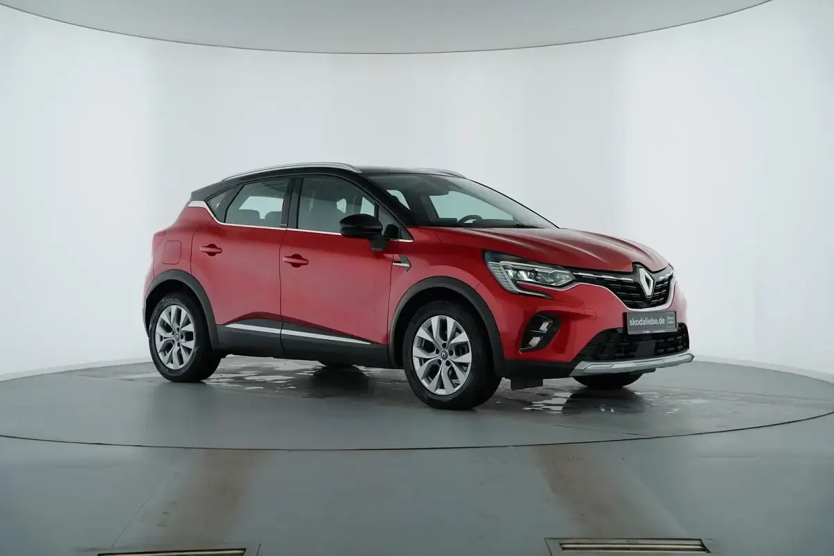 Gebraucht Renault Captur Intens 91 PS (66 kW) 2021 Rot nnp + schwarz gne SUV