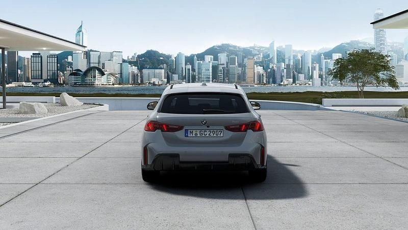 Neu BMW 120 Performance 170 PS (125 kW) 2026 Grau Kleinwagen