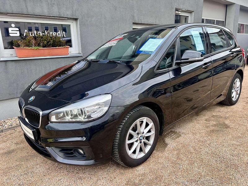 Gebraucht BMW 218 Basis 136 PS (100 kW) 2016 Schwarz Van / Kleinbus
