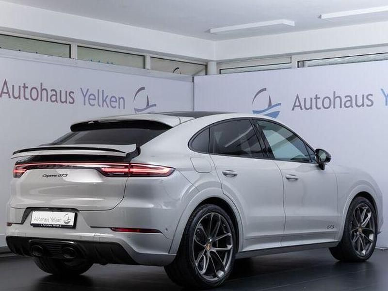 Gebraucht Porsche Cayenne 460 PS (338 kW) 2021 Grau SUV