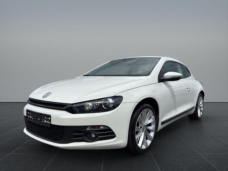 Weiß Gebraucht 2011 VW Scirocco Edition Coupé | 7.300 € (Fairer Preis) - Bild 1/4