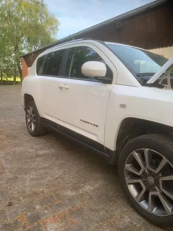 Gebraucht Jeep Compass Limited 163 PS (119 kW) 2014 Weiß SUV