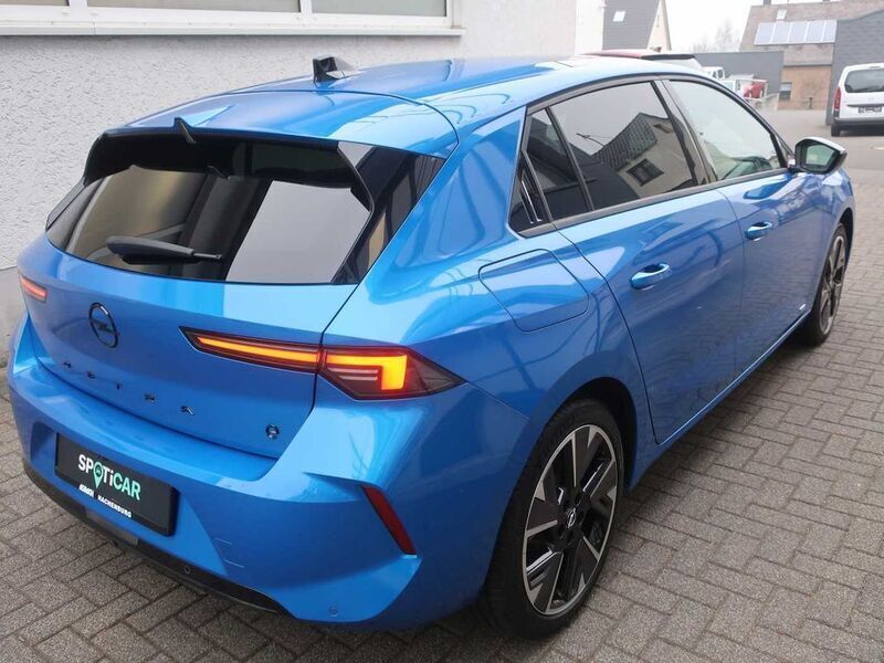 Gebraucht Opel Astra Ultimate 114 kW (156 PS) 2023 Blau Limousine