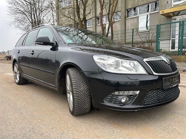 Gebraucht Skoda Octavia vRS 200 PS (147 kW) 2011 Schwarz Kombi