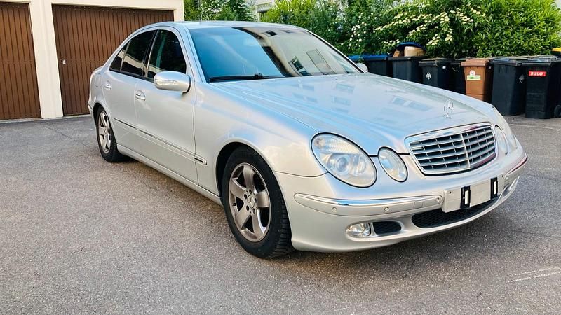 Gebraucht 2002 Mercedes E270 Limousine | 3.000 € (Fairer Preis) - Bild 1/2