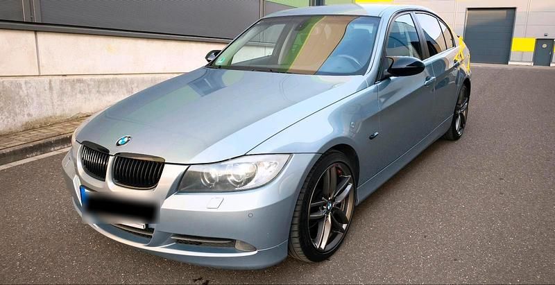 Gebraucht BMW 325 218 PS (160 kW) 2006 Silber Limousine